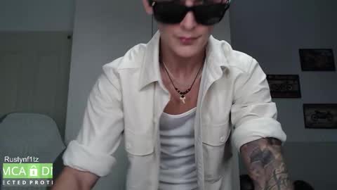 Snapshot of rustynf1tz chatting on November 22, 12:15 pm MillionDollarGuy online show from November 22, 12:15 pm