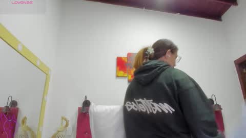 Ruth online show from February 10, 11:25 am