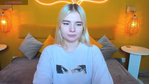 ruthbryant online show from November 21, 12:54 am