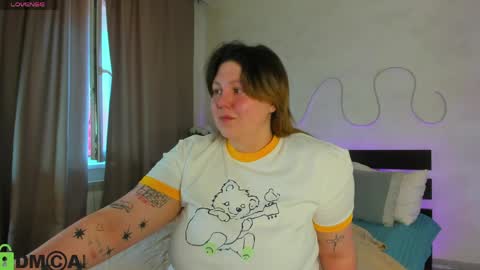 Snapshot of rutholiver chatting on June 1, 1:07 am Ruth GMT2 Mon 10 AM - 4 PM Tue 10 AM - 4 PM Thu 3-9 AM Fri 10 AM - 4 PM Sun 10 AM - 4 PM. online show from June 1, 1:07 am