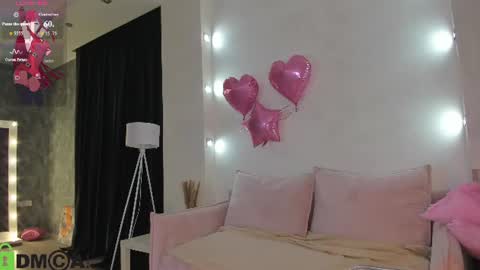 Snapshot of rutholiver chatting on June 12, 1:15 am Ruth GMT2 Mon 10 AM - 4 PM Tue 10 AM - 4 PM Thu 3-9 AM Fri 10 AM - 4 PM Sun 10 AM - 4 PM. online show from June 12, 1:15 am