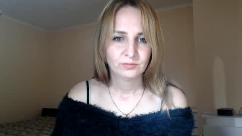 Ruth online show from October 3, 7:00 pm