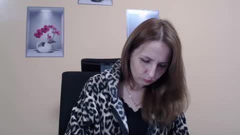 Ruth online show from November 10, 10:47 am