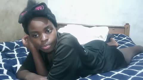 ruu_prettygal online show from March 3, 6:58 pm