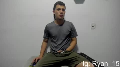Snapshot of ryan15_ chatting on June 18, 10:41 am Ryan 15 online show from June 18, 10:41 am