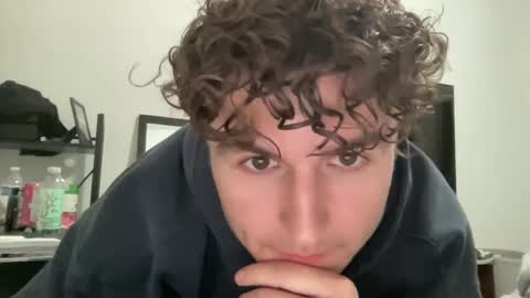 Snapshot of ryan287747 chatting on December 10, 4:45 am ryan online show from December 10, 4:45 am