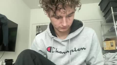 Snapshot of ryan287747 chatting on January 8, 9:55 pm ryan online show from January 8, 9:55 pm