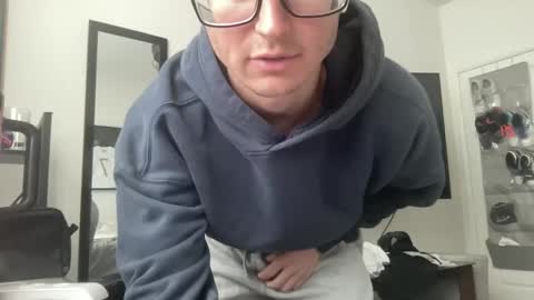 Snapshot of ryan287747 chatting on September 17, 7:37 pm ryan online show from September 17, 7:37 pm