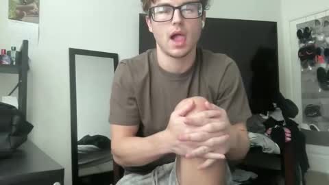 ryan online show from December 17, 7:09 pm