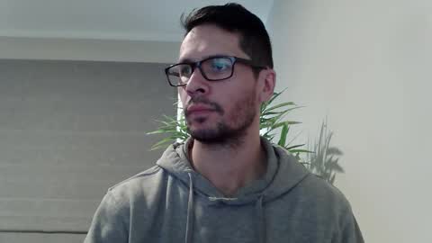 Snapshot of ryan_chatter chatting on November 2, 11:29 pm Ryan online show from November 2, 11:29 pm