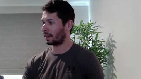 Snapshot of ryan_chatter chatting on December 5, 1:25 am Ryan online show from December 5, 1:25 am