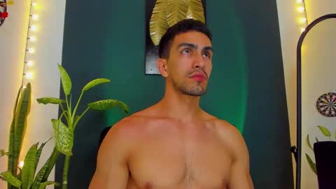 Ryan independent model online show from September 12, 2:44 am