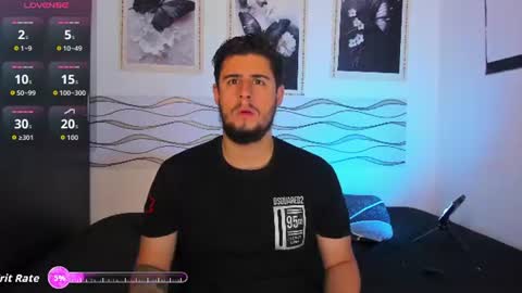 Snapshot of ryan_evannss_ chatting on June 14, 3:41 am Ryan Evannss online show from June 14, 3:41 am