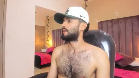 Snapshot of ryan_jackson_ chatting on November 4, 4:22 am ryan_jackson_ online show from November 4, 4:22 am