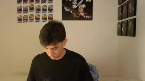 Snapshot of ryan_valentine17 chatting on April 23, 8:00 pm ryan online show from April 23, 8:00 pm