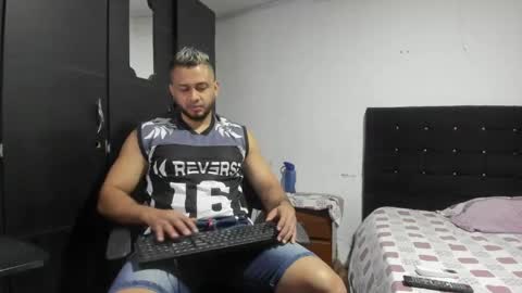 Snapshot of ryan_xc1 chatting on June 7, 12:59 am ryan_xc1 online show from June 7, 12:59 am
