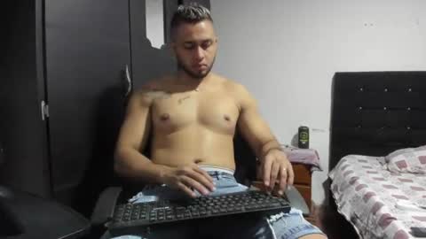 Snapshot of ryan_xc1 chatting on June 20, 7:05 pm ryan_xc1 online show from June 20, 7:05 pm