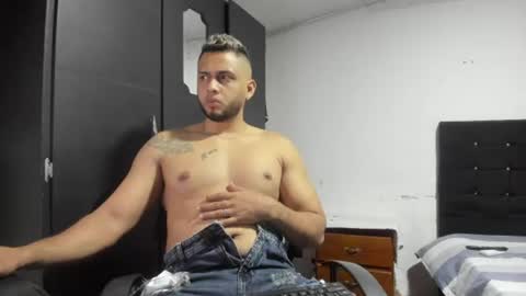 Snapshot of ryan_xc1 chatting on July 3, 3:24 am ryan_xc1 online show from July 3, 3:24 am