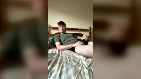 Snapshot of ryanbirm chatting on July 8, 7:18 pm ryanbirm online show from July 8, 7:18 pm