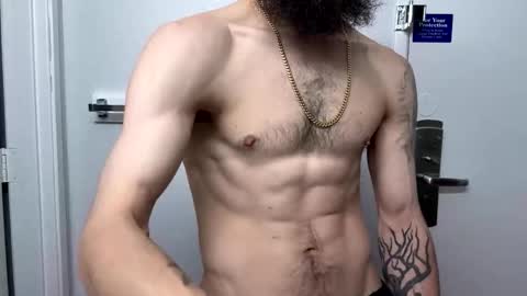 Snapshot of ryandelgadophone chatting on November 9, 6:33 am SingleDad online show from November 9, 6:33 am