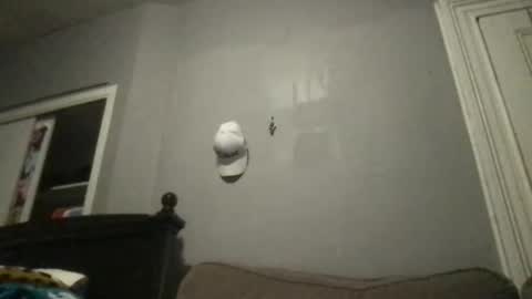 ryanhung_57 online show from October 16, 2:45 am
