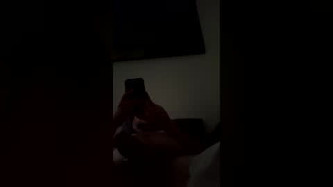 ryanmhoyt88 online show from June 22, 12:02 pm