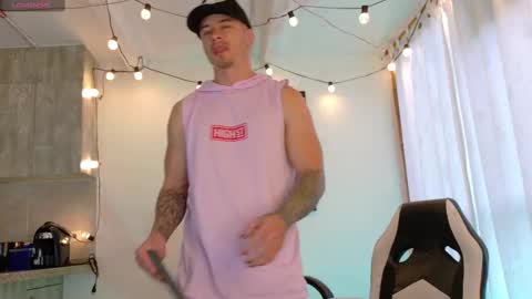 Ryan Blue ig ryannblue online show from October 23, 7:34 pm