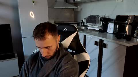 Snapshot of ryanstorm1 chatting on November 6, 2:40 pm ryanstorm1 online show from November 6, 2:40 pm