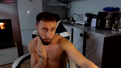 Snapshot of ryanstorm1 chatting on November 10, 12:15 pm ryanstorm1 online show from November 10, 12:15 pm