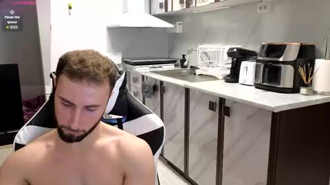 Snapshot of ryanstorm1 chatting on November 18, 6:56 pm ryanstorm1 online show from November 18, 6:56 pm