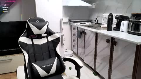 Snapshot of ryanstorm1 chatting on November 19, 3:45 pm ryanstorm1 online show from November 19, 3:45 pm