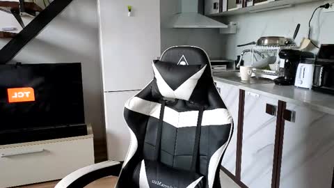 Snapshot of ryanstorm1 chatting on December 5, 12:25 pm ryanstorm1 online show from December 5, 12:25 pm