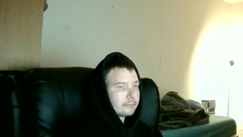 Snapshot of ryder93x chatting on April 8, 12:05 pm Ryder93 online show from April 8, 12:05 pm