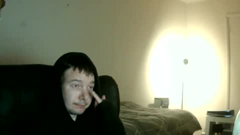 Snapshot of ryder93x chatting on May 4, 7:15 am Ryder93 online show from May 4, 7:15 am