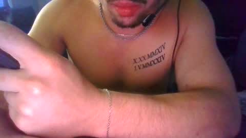 Snapshot of ryfuck6969 chatting on June 15, 11:18 pm rjfuck6969 online show from June 15, 11:18 pm