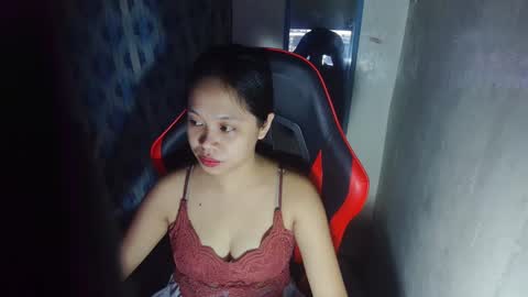 Snapshot of rylee_beau chatting on January 13, 11:06 pm Beau Angel online show from January 13, 11:06 pm