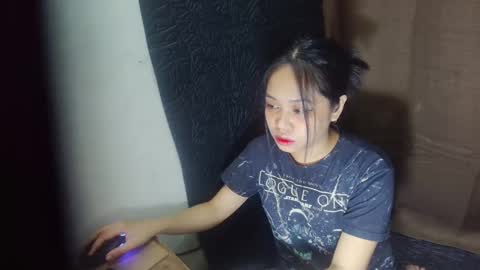 Snapshot of rylee_beau chatting on February 28, 5:15 pm Beau Angel online show from February 28, 5:15 pm
