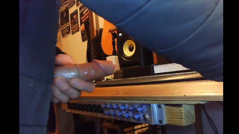 Snapshot of rynoxox chatting on December 31, 8:26 am rynoxox online show from December 31, 8:26 am