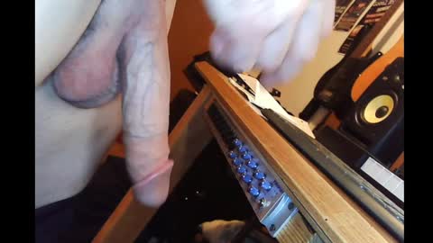 Snapshot of rynoxox chatting on March 8, 9:17 am rynoxox online show from March 8, 9:17 am