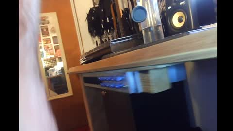 rynoxox online show from March 19, 5:55 am