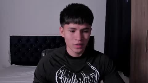 ryo_kush0 online show from June 30, 1:34 pm