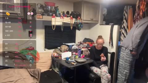 Snapshot of rytracey2024 chatting on November 9, 9:13 pm RyTracey2024 online show from November 9, 9:13 pm