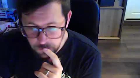 Snapshot of s1ave1989 chatting on December 5, 7:05 am s1ave1989 online show from December 5, 7:05 am