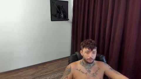 s1nmaster online show from November 3, 8:26 am