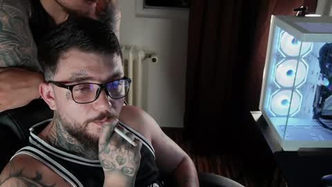 Snapshot of s1nmaster chatting on June 3, 8:47 pm s1nmaster online show from June 3, 8:47 pm