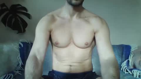 Snapshot of s43_ chatting on January 20, 12:39 pm s43_ online show from January 20, 12:39 pm