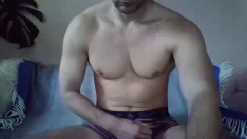 Snapshot of s43_ chatting on January 29, 4:08 pm s43_ online show from January 29, 4:08 pm