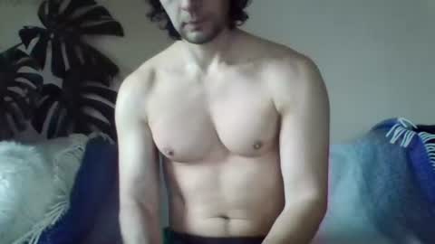 Snapshot of s43_ chatting on November 22, 9:52 am s43_ online show from November 22, 9:52 am