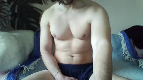 Snapshot of s43_ chatting on February 10, 12:09 pm s43_ online show from February 10, 12:09 pm