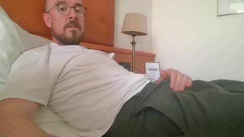 Snapshot of s_i_q chatting on September 9, 1:21 pm s_i_q online show from September 9, 1:21 pm